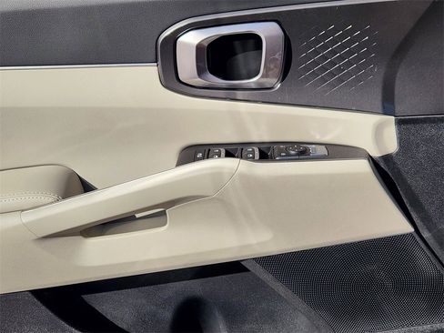 New 2026 Kia Sorento S image 16