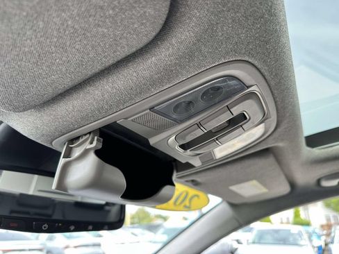 Used 2019 Hyundai Santa Fe Limited AWD/4WD image 28