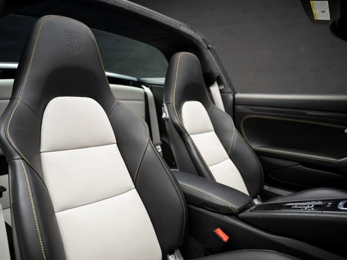 Used 2019 Porsche 911 Targa 4S image 69