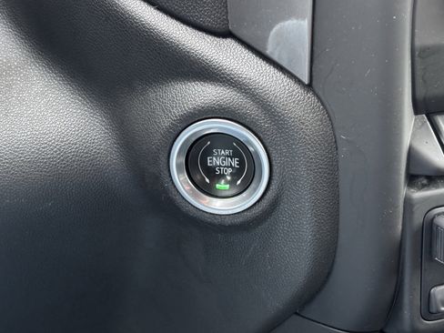 Used 2023 Chevrolet Silverado 1500 W/T w/ Trailering Package image 5