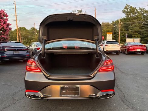 Used 2025 Genesis G70 2.5T AWD/4WD image 11