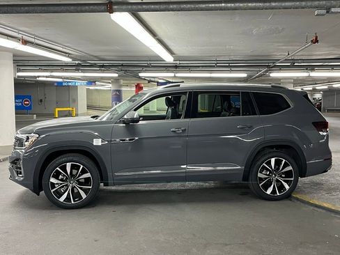 New 2026 Volkswagen Atlas SEL Premium R-Line AWD/4WD image 33