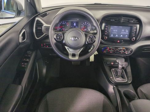 Used 2020 Kia Soul S image 17