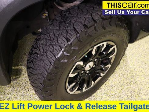 Used 2022 Chevrolet Silverado 1500 ZR2 w/ Technology Package image 25