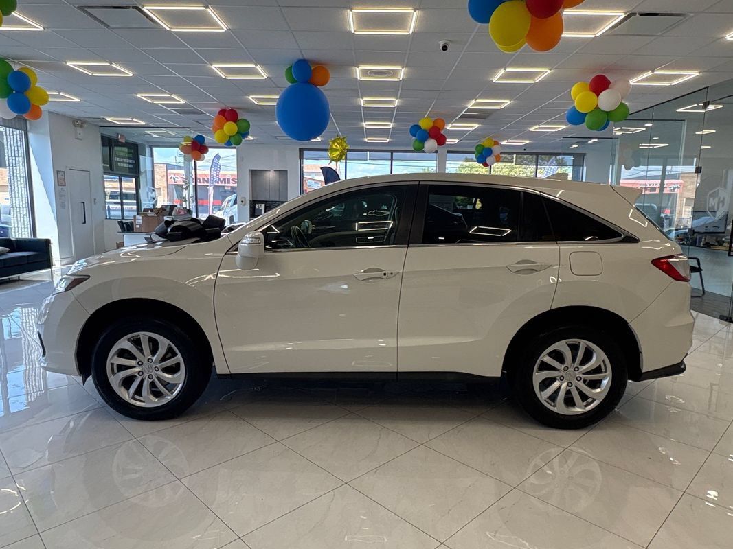 Used 2018 Acura RDX w/ Technology Package AWD/4WD image 4