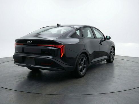 Used 2025 Kia K4 FWD image 9