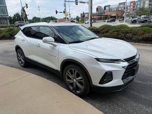 Used 2022 Chevrolet Blazer Premier w/ Enhanced Convenience Package FWD image 4