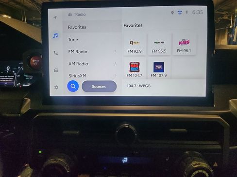 Used 2025 Toyota 4Runner TRD Off-Road Premium w/ Tow Technology Package AWD/4WD image 17