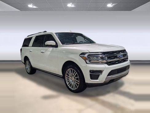 Used 2022 Ford Expedition Max Limited image 5