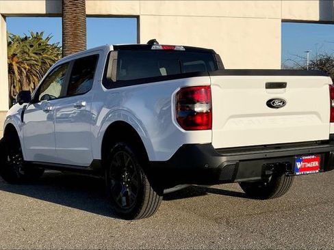 New 2025 Ford Maverick Lariat w/ Black Appearance Package image 3