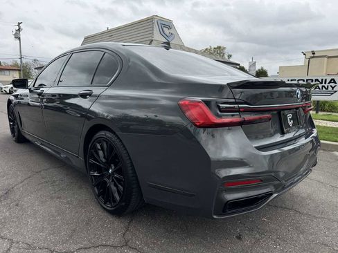Used 2020 BMW 740i w/ M Sport Package image 4