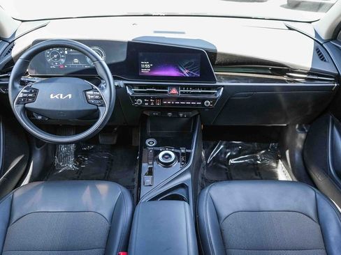 Used 2024 Kia Niro Wind FWD image 14
