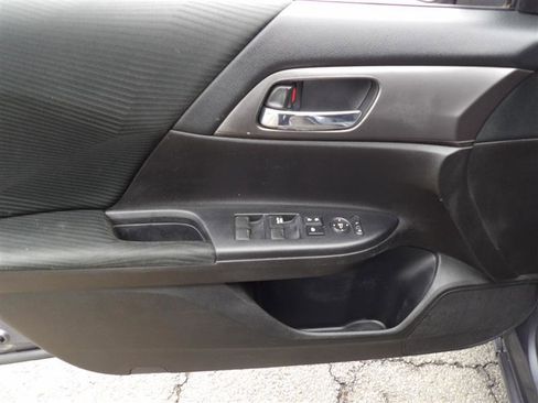 Used 2014 Honda Accord LX image 10