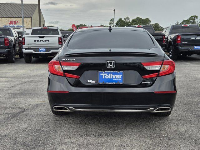 Used 2020 Honda Accord Sport image 6