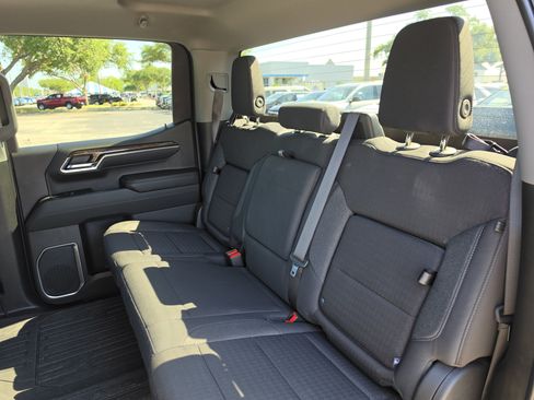 Used 2023 GMC Sierra 1500 Elevation w/ X31 Off-Road Package AWD/4WD image 24