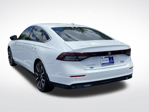 Certified 2025 Honda Accord Touring image 4