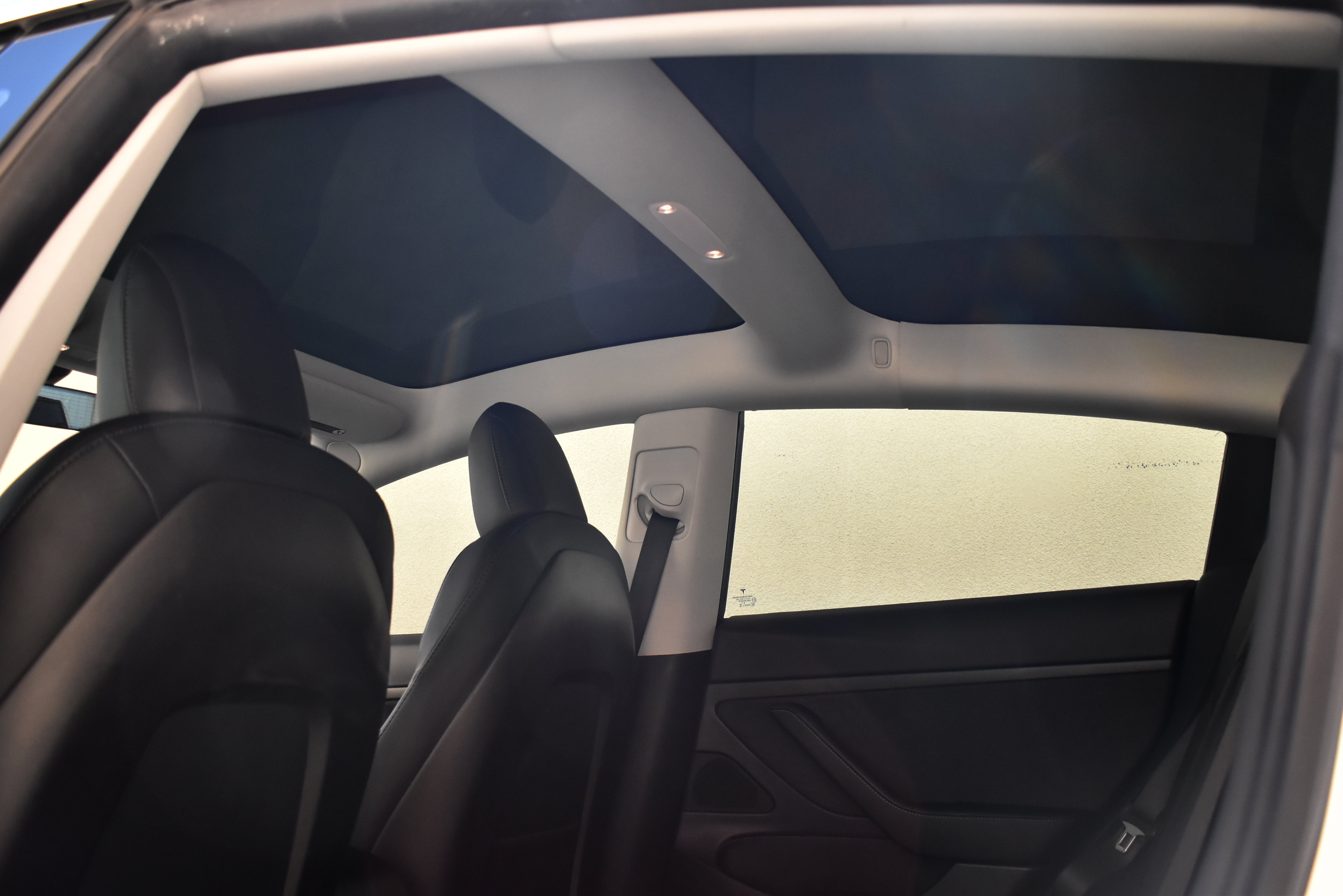 Used 2020 Tesla Model 3 Standard Range RWD image 23