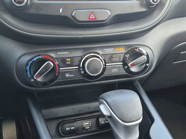 Used 2024 Kia Soul LX w/ Option Group 015 FWD image 13
