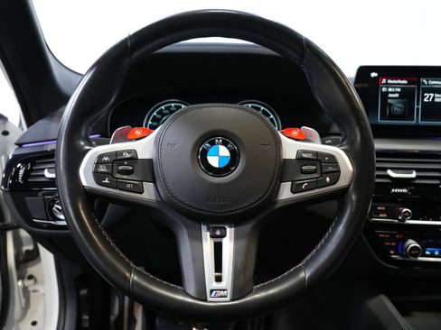 Used 2019 BMW M5 w/ Executive Package image 41