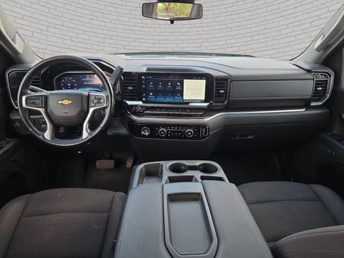 Used 2022 Chevrolet Silverado 1500 LT RWD image 10