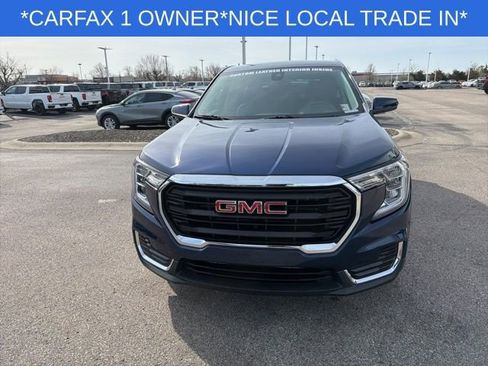Used 2023 GMC Terrain SLE FWD image 4