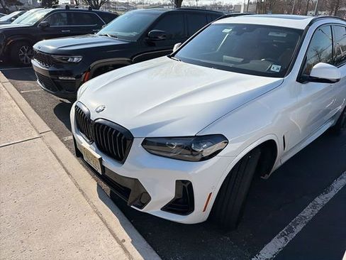 Used 2023 BMW X3 xDrive30i w/ M Sport Package image 2