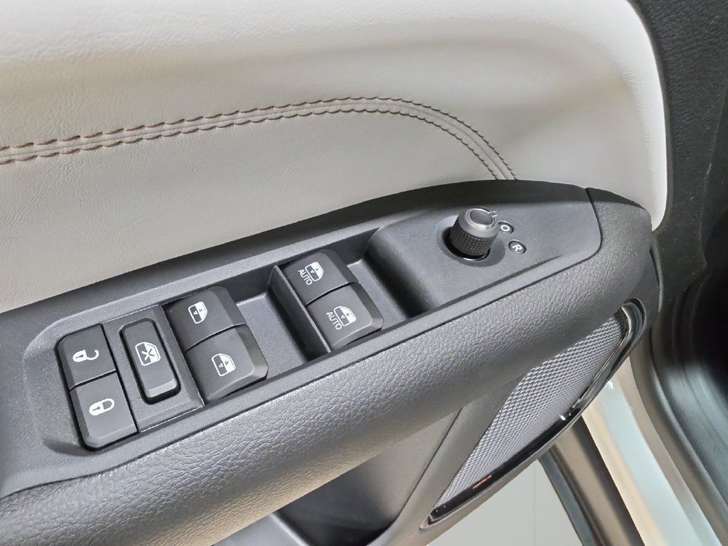 New 2026 Jeep Compass Limited AWD/4WD image 13