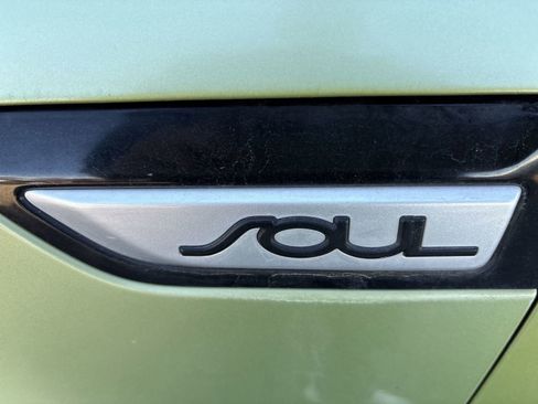 Used 2015 Kia Soul ! image 29
