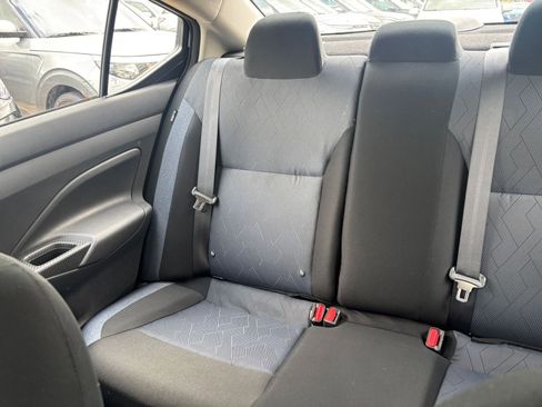 Used 2025 Nissan Versa SV image 37