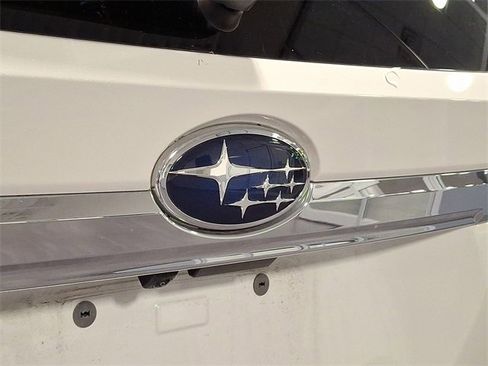 Certified 2025 Subaru Ascent Limited w/ Popular Package #2 image 31