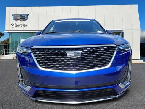 Certified 2024 Cadillac XT6 Premium Luxury FWD image 5
