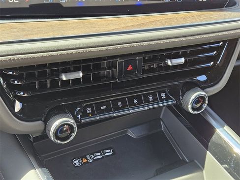 New 2026 Chevrolet Tahoe High Country image 25