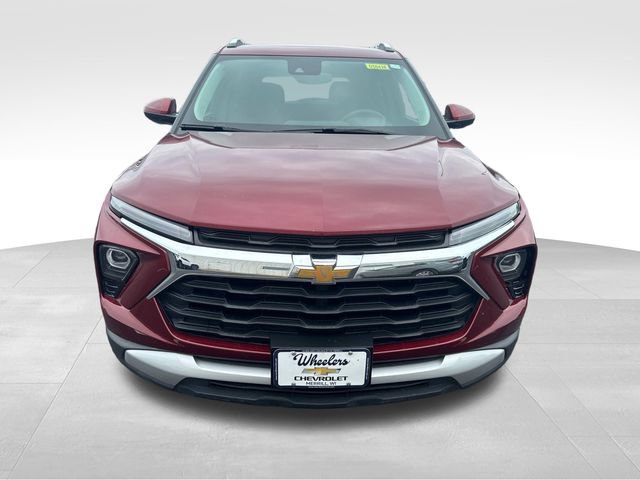 Used 2025 Chevrolet TrailBlazer LT AWD/4WD image 9