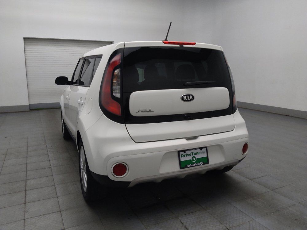 Used 2019 Kia Soul + FWD image 5
