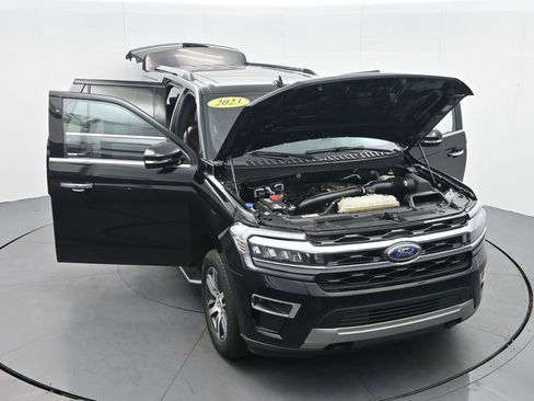Used 2023 Ford Expedition Max Limited image 40
