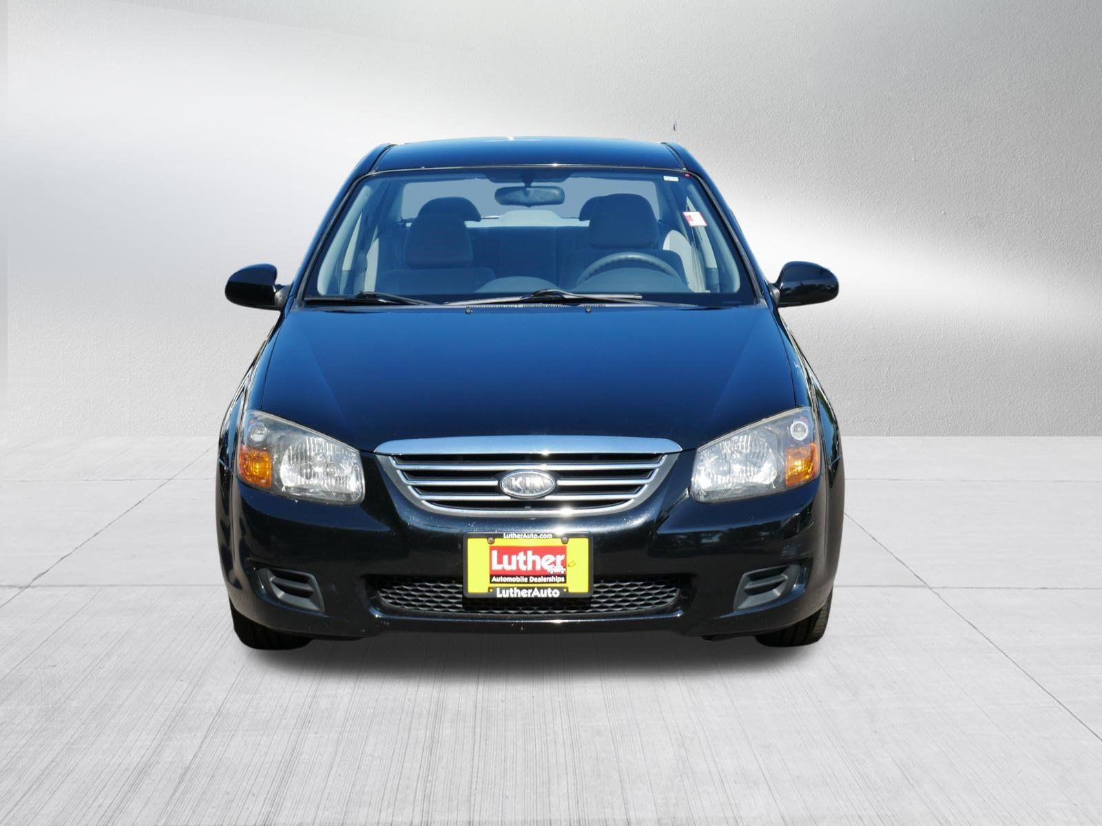 Used 2009 Kia Spectra LX FWD image 2