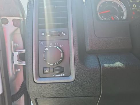 Used 2023 RAM 1500 Tradesman w/ Chrome Appearance Group RWD image 24
