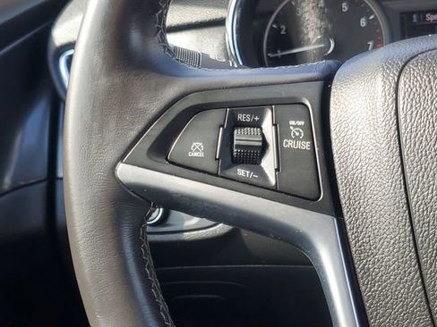 Used 2019 Buick Encore Preferred AWD/4WD image 19