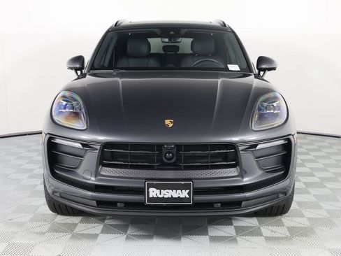 Certified 2026 Porsche Macan AWD/4WD image 10