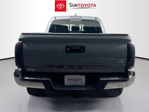 Used 2019 Toyota Tacoma SR5 image 5