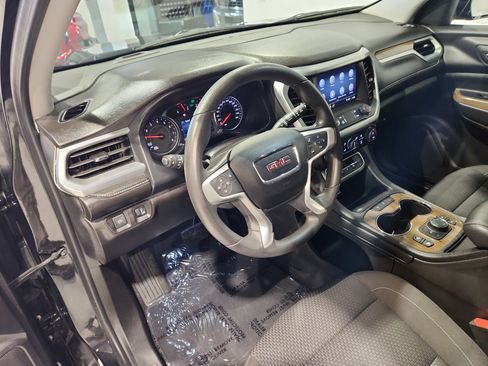 Certified 2023 GMC Acadia SLE w/ Elevation Edition image 5