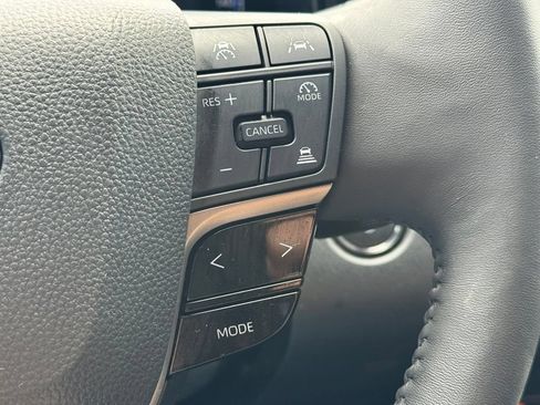 Used 2025 Toyota Camry XSE FWD image 24