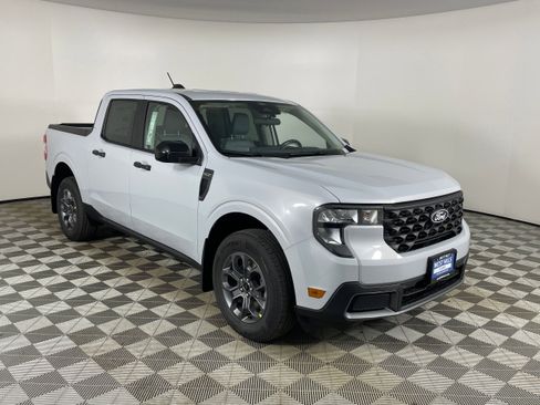 New 2026 Ford Maverick XLT w/ XLT Luxury Package image 7