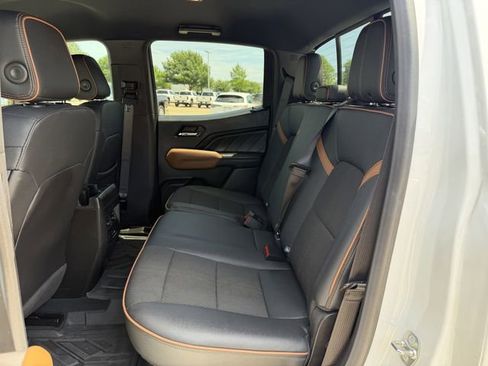 Used 2024 GMC Canyon AT4 w/ Canyon Safety Plus Package AWD/4WD image 28