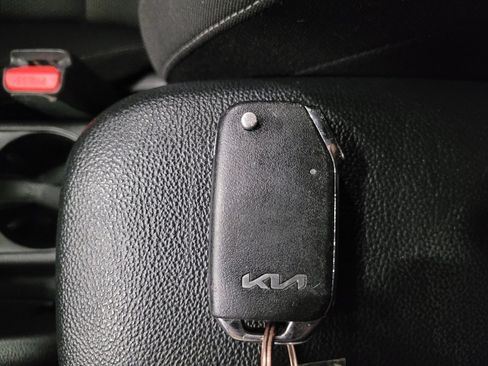 Used 2023 Kia Forte LXS FWD image 32