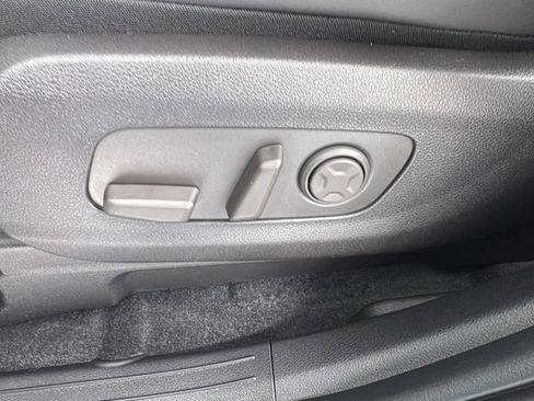 New 2026 Kia Carnival SX FWD image 11