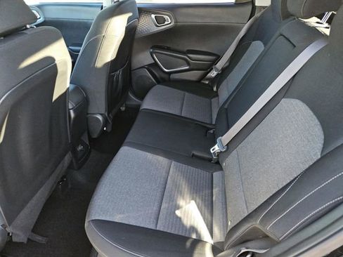 Used 2021 Kia Soul EX image 29