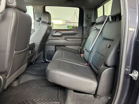 Used 2024 Chevrolet Silverado 1500 RST AWD/4WD image 14