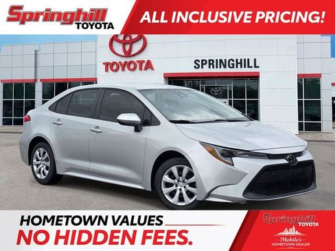 Used 2022 Toyota Corolla LE FWD image 1