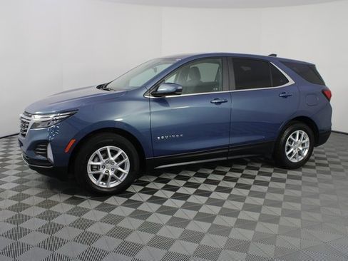 Used 2024 Chevrolet Equinox LT w/ LPO, Floor Liner Package image 2